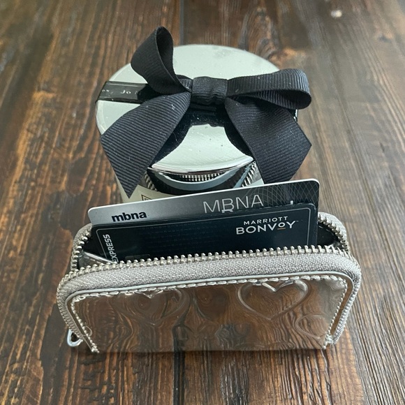 Marc By Marc Jacobs Mirror Heat Card Holder NWOT - Picture 7 of 8